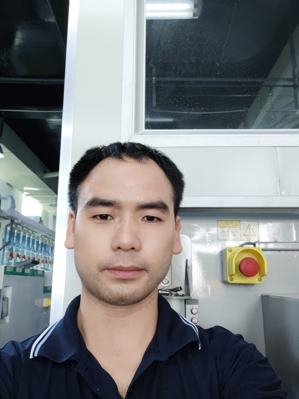 黄伟的第一张照片--承德相亲服务中心