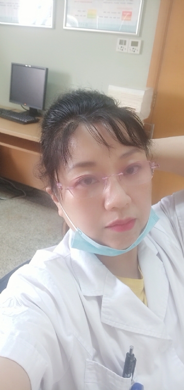 嫣淼的第一张照片--承德相亲服务中心