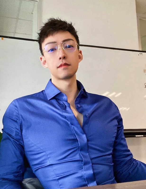 黎明的梦的第一张照片--承德相亲服务中心