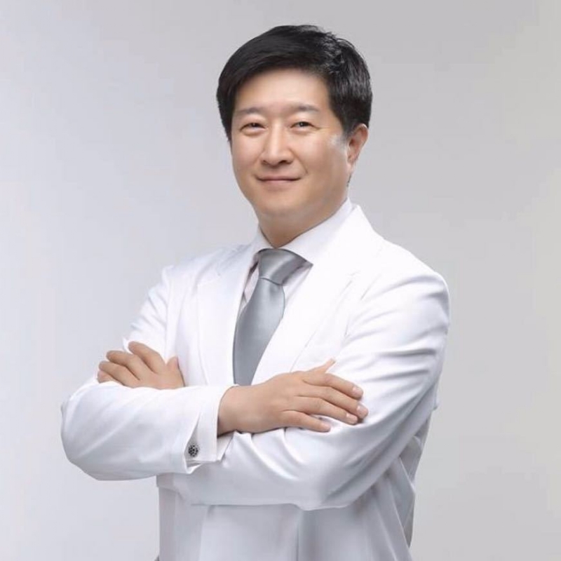 王伟的第五张照片--承德相亲服务中心