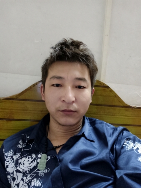 时光的第一张照片--承德相亲服务中心