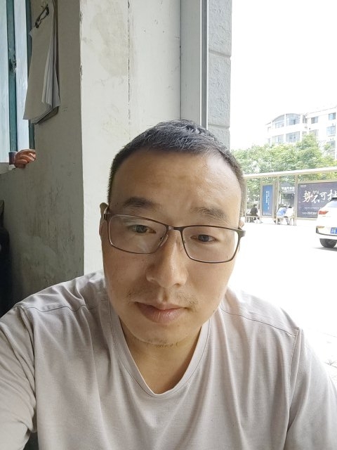 转身的距离的第一张照片--承德相亲服务中心
