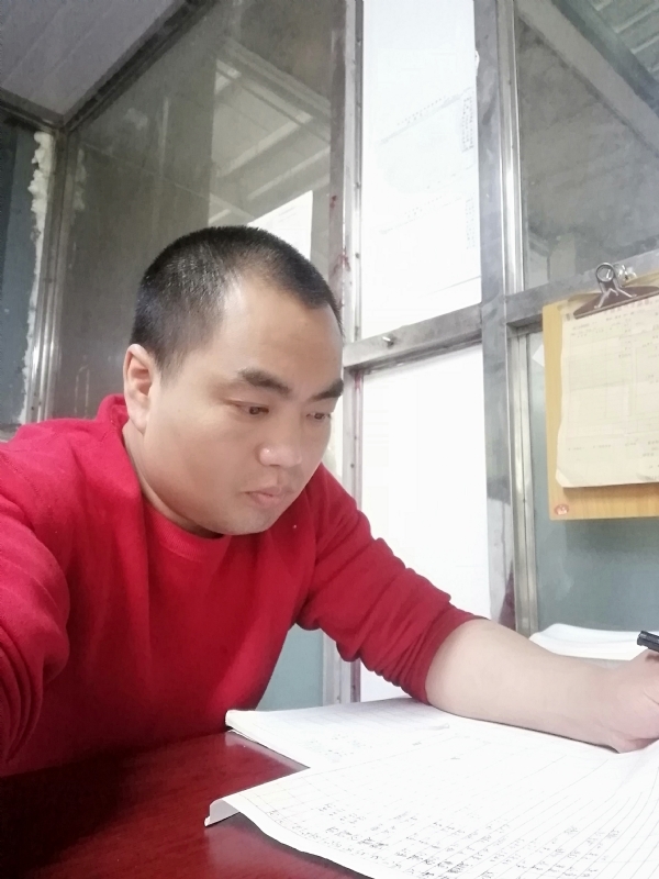 小吴的第一张照片--承德相亲服务中心