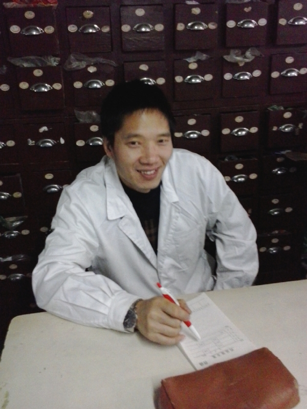 心有灵溪的第一张照片--承德相亲服务中心