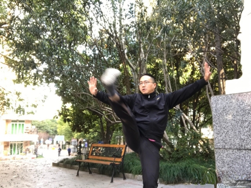 自故深情好受伤的第三张照片--承德相亲服务中心