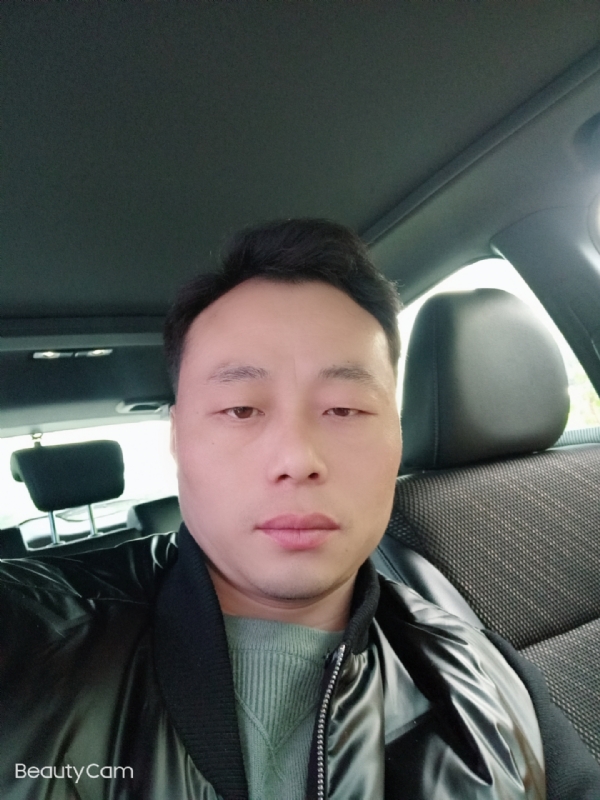 放飞的羊的第一张照片--承德相亲服务中心