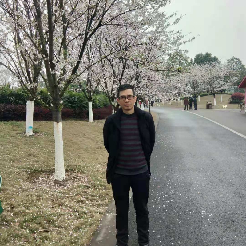 痴心爱人的第一张照片--承德相亲服务中心