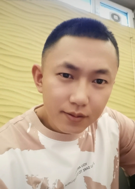 爱意随风起的第一张照片--承德相亲服务中心