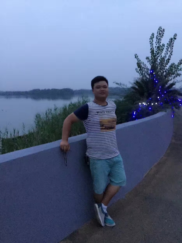 RLC的第一张照片--承德相亲服务中心