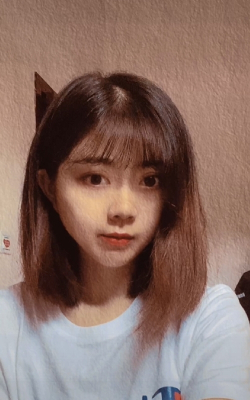 教幼儿园的羊羊老师的第一张照片--承德相亲服务中心
