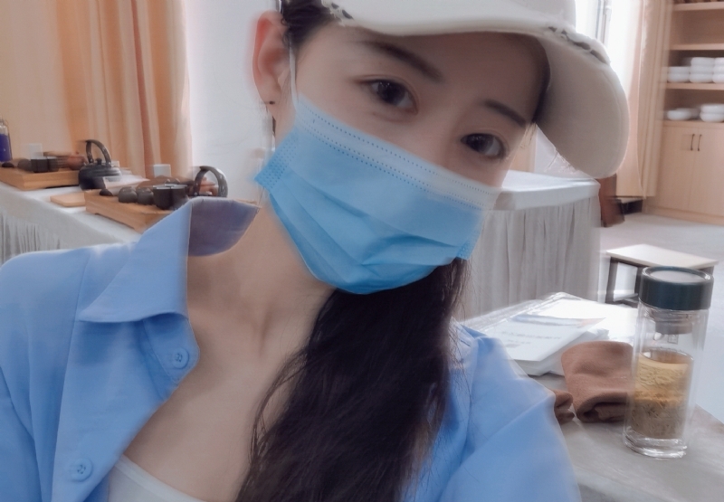 木头人的第一张照片--承德相亲服务中心