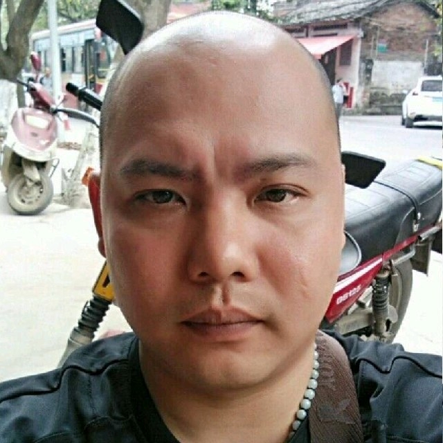 开心就好的第三张照片--承德相亲服务中心