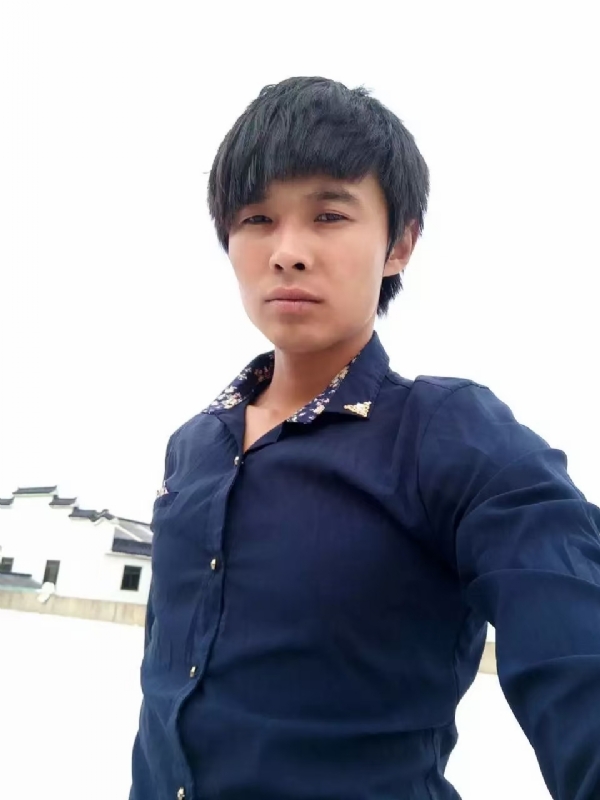 庸人自扰的第一张照片--承德相亲服务中心
