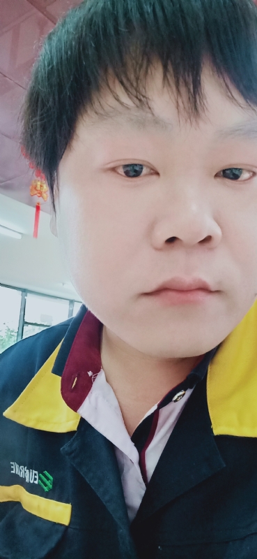 三哥哥的第一张照片--承德相亲服务中心