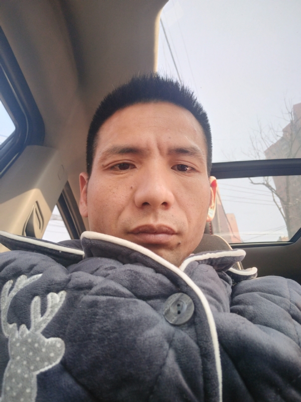 青春不长在的第一张照片--承德相亲服务中心