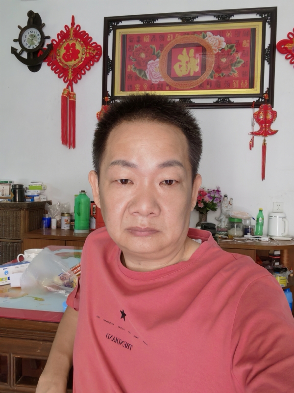 飞天的第一张照片--承德相亲服务中心