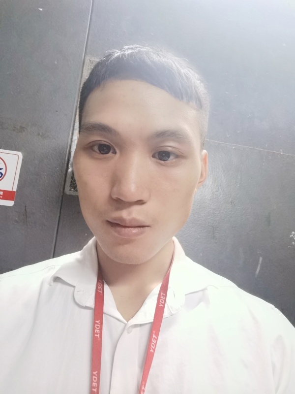 不离不弃的第一张照片--承德相亲服务中心