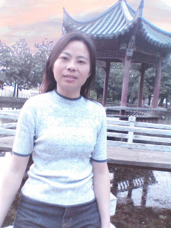 小草的第一张照片--承德相亲服务中心