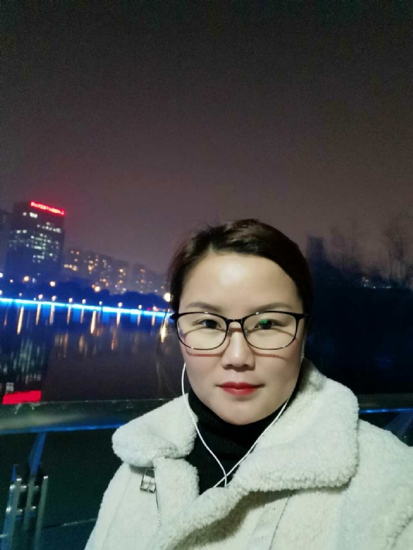 小英的第一张照片--承德相亲服务中心