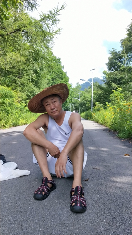 真诚寻伴的第一张照片--承德相亲服务中心
