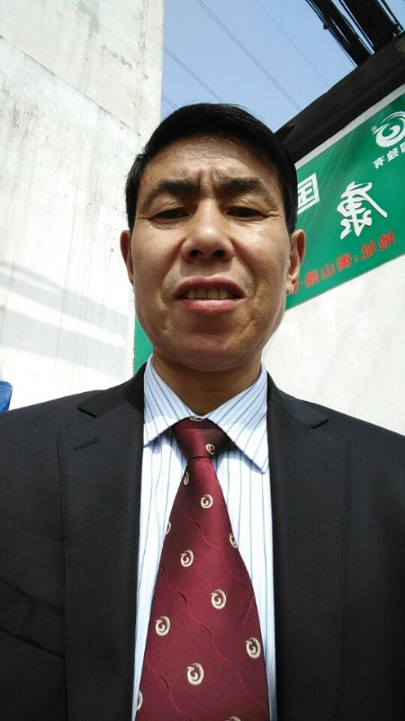 刘哥的第一张照片--承德相亲服务中心