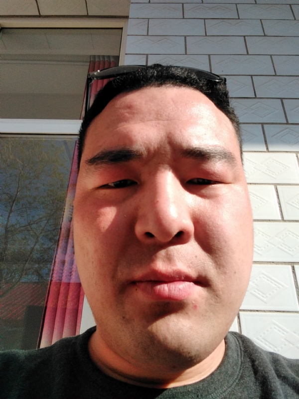 一羽垂天的第三张照片--承德相亲服务中心