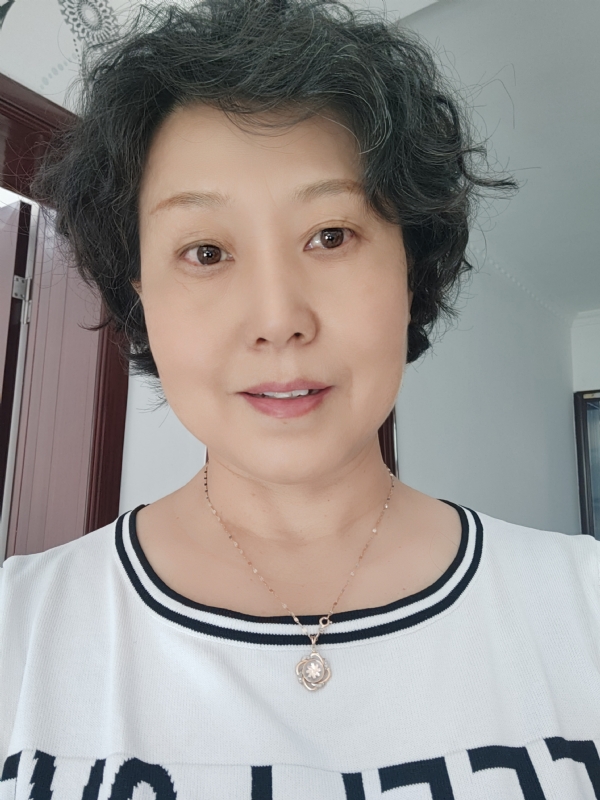 甜果的第一张照片--承德相亲服务中心