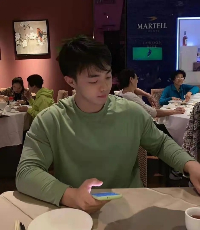 la的第一张照片--承德相亲服务中心