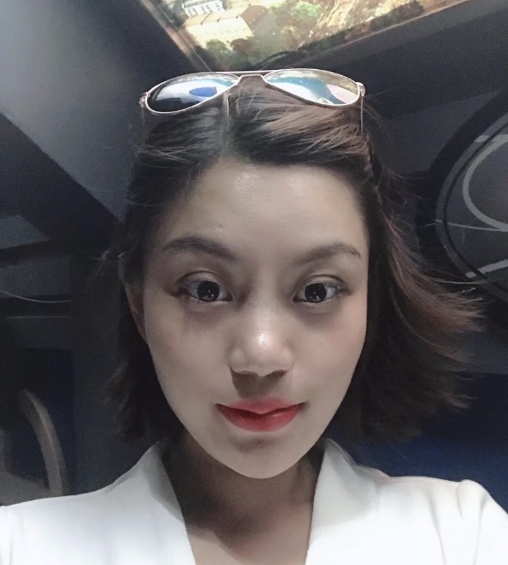 春暖花开的第一张照片--承德相亲服务中心