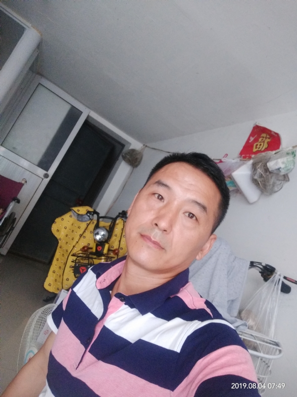 啊豹的第一张照片--承德相亲服务中心