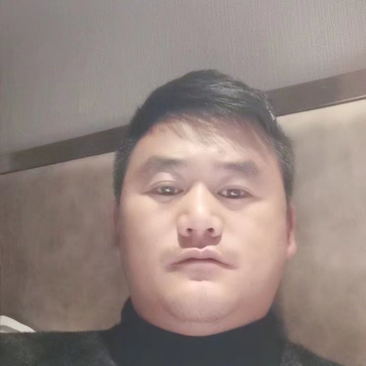 奔跑的第一张照片--承德相亲服务中心