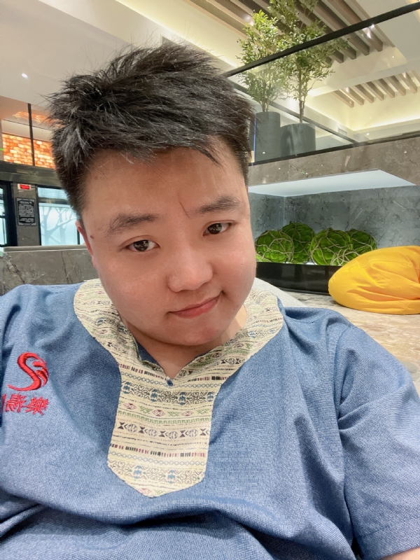小恶魔的第一张照片--承德相亲服务中心