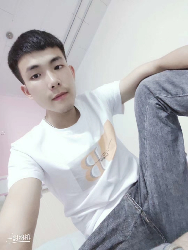 爱Q我的第一张照片--承德相亲服务中心