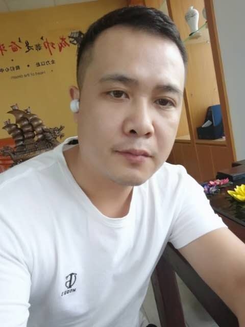 礼哥的第二张照片--承德相亲服务中心