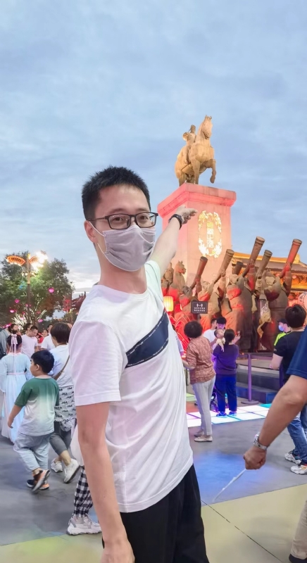 一休哥的第二张照片--承德相亲服务中心
