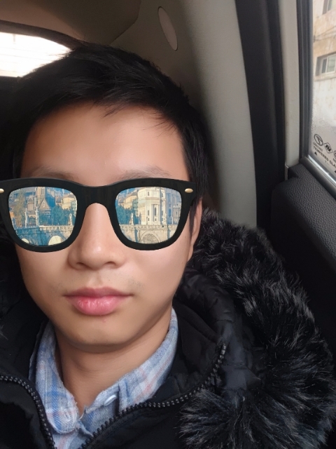 请问揉揉头的第一张照片--承德相亲服务中心