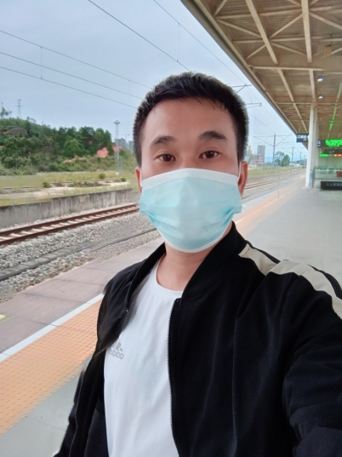 小李的第一张照片--承德相亲服务中心