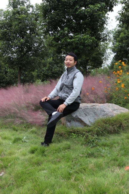 严小木的第一张照片--承德相亲服务中心