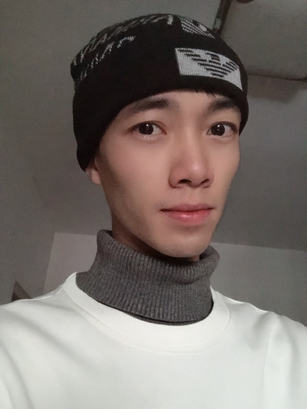 小良先生的第一张照片--承德相亲服务中心