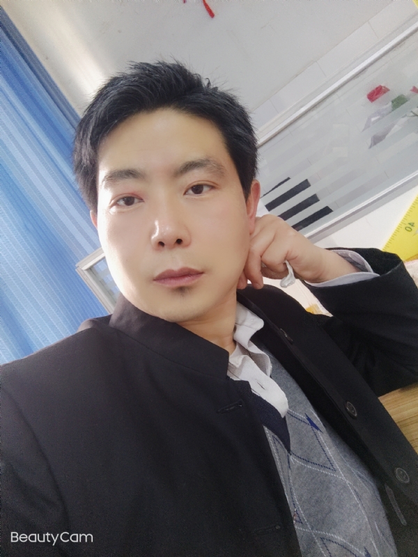 铜豌豆的第一张照片--承德相亲服务中心
