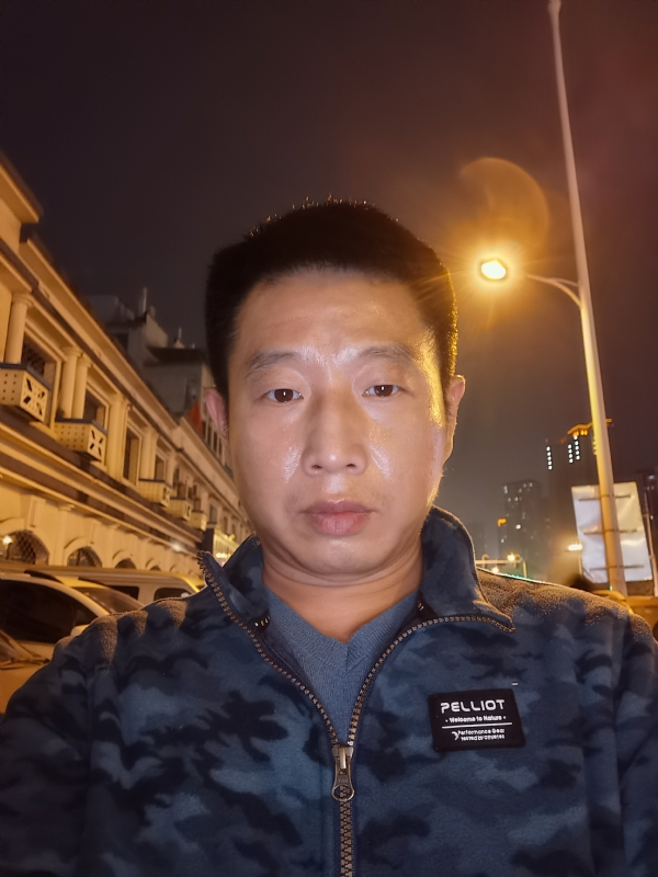 偷偷说的第一张照片--承德相亲服务中心