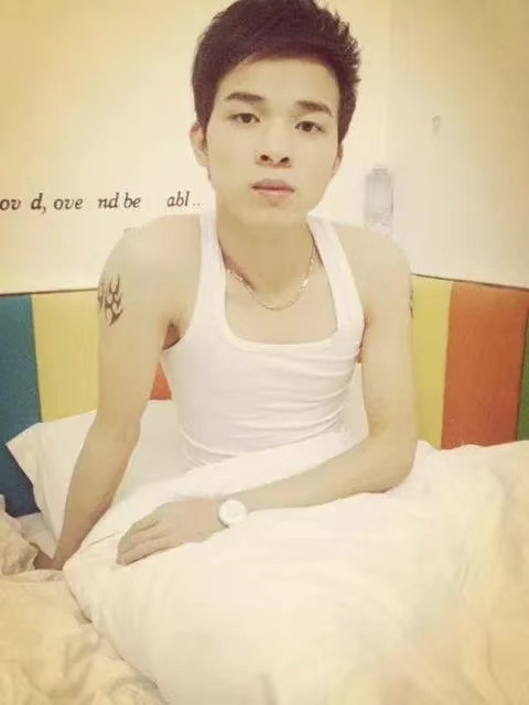 风雨同舟的第一张照片--承德相亲服务中心