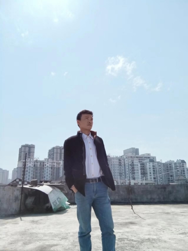 蓝色心情的第一张照片--承德相亲服务中心
