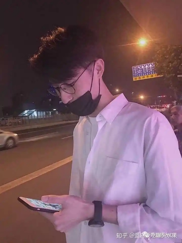 情圣的第一张照片--承德相亲服务中心