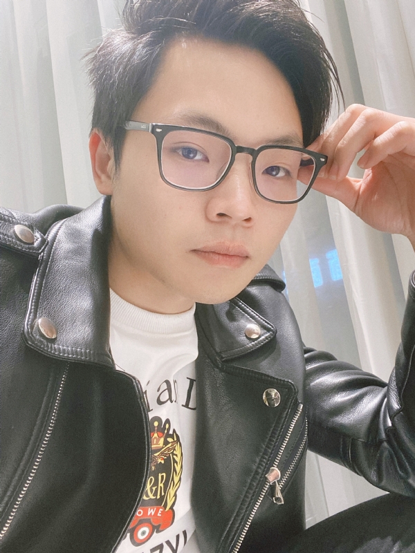 Mr_Jin的第一张照片--承德相亲服务中心