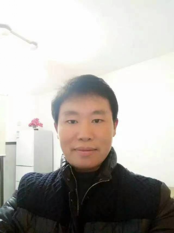 擎天柱的第二张照片--承德相亲服务中心