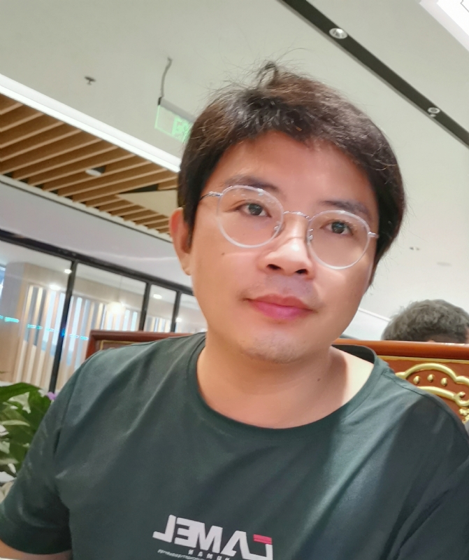 陆迅的第三张照片--承德相亲服务中心