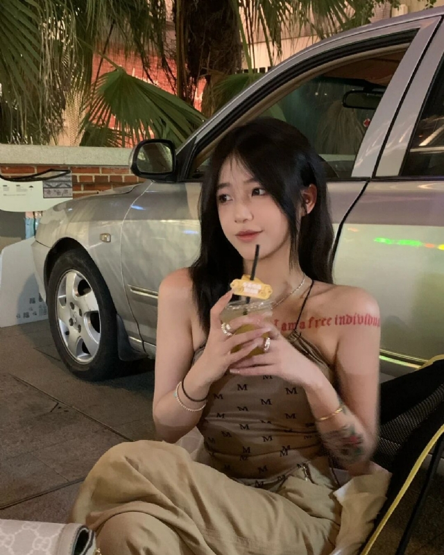娜娜的第一张照片--承德相亲服务中心