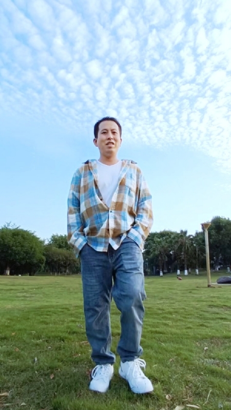 曹先生的第一张照片--承德相亲服务中心