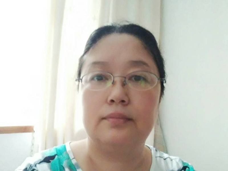 雨中漫步的第二张照片--承德相亲服务中心